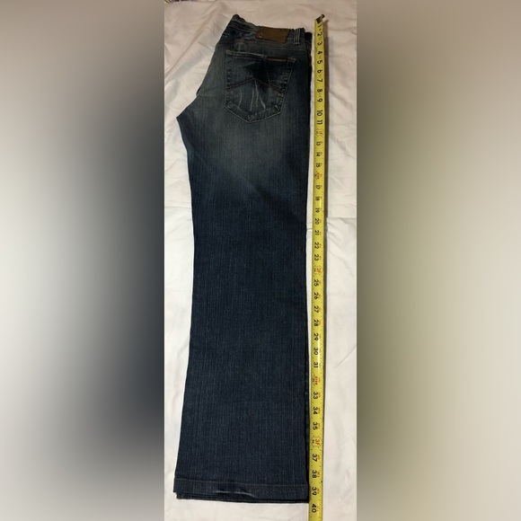 Armani Exchange AX Light Wrinkle Distressed Denim Jeans SZ 33 Long. - Picture 11 of 12